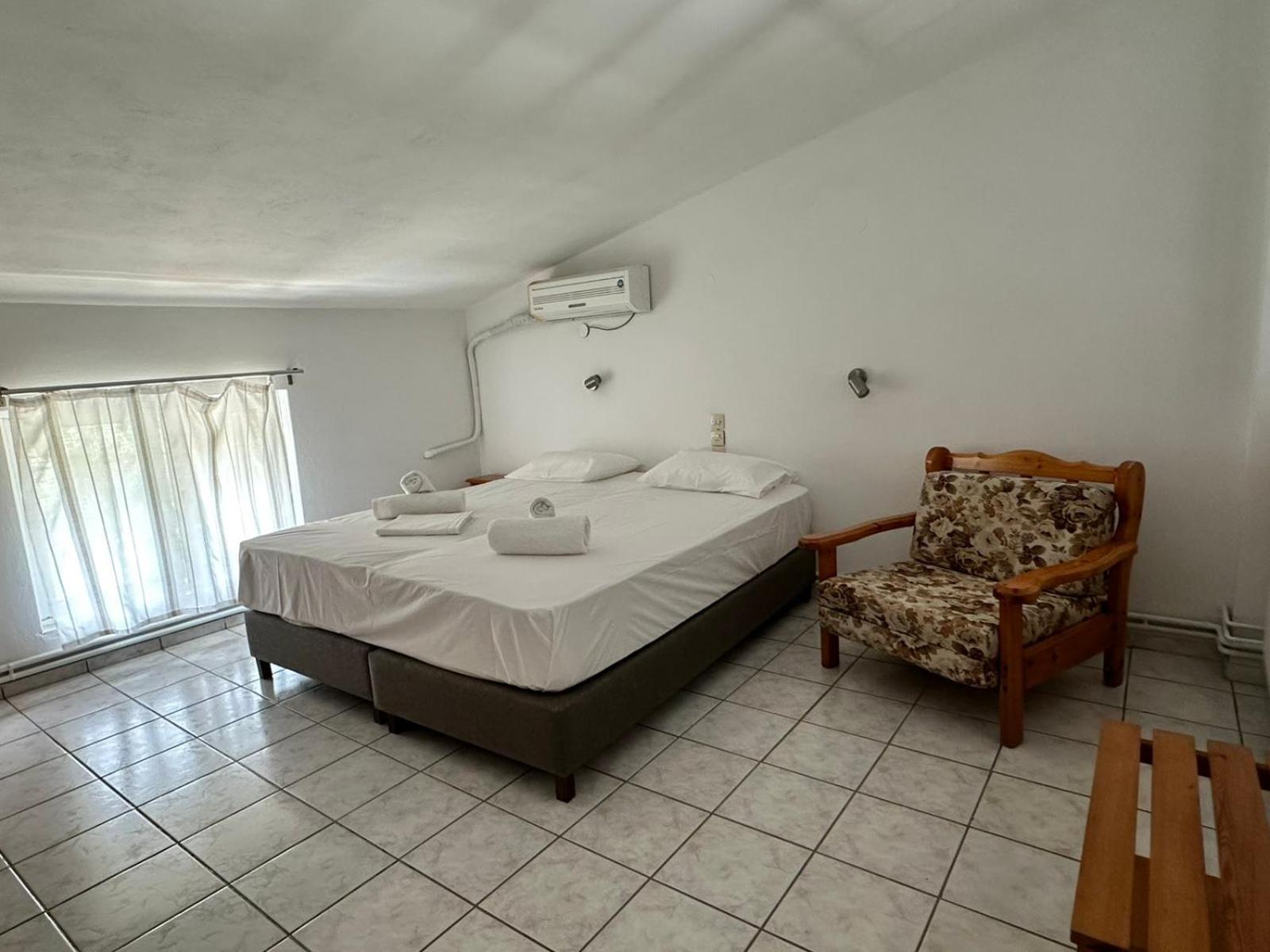 Villa Nikos Koukounaries Exteriör bild