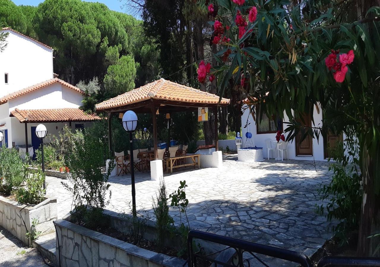 Villa Nikos Koukounaries Exteriör bild