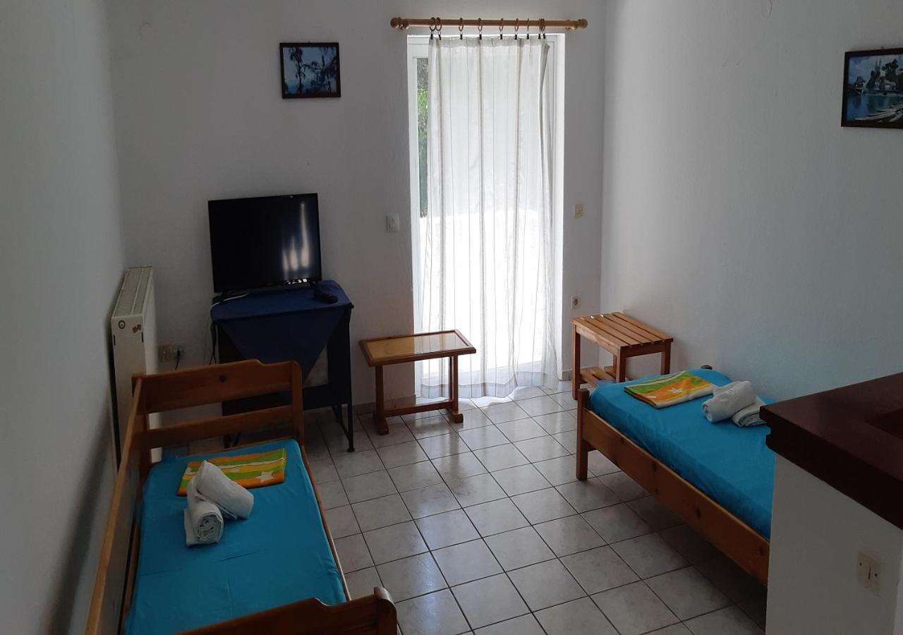 Villa Nikos Koukounaries Exteriör bild